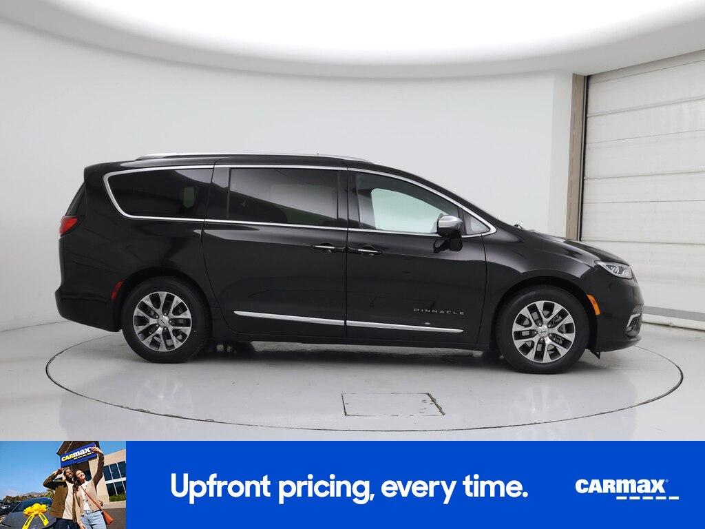 used 2022 Chrysler Pacifica Hybrid car, priced at $34,998