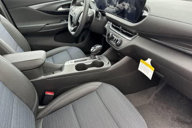 new 2026 Buick Envista car, priced at $28,029