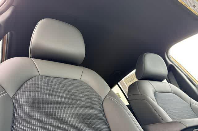new 2026 Buick Envista car, priced at $28,029