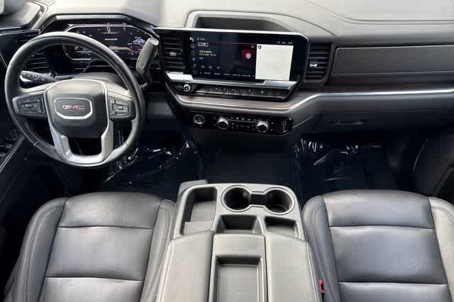 used 2024 GMC Sierra 1500 car, priced at $41,900