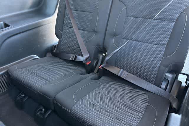 used 2023 GMC Acadia car, priced at $26,900