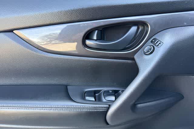 used 2019 Nissan Rogue car, priced at $13,200