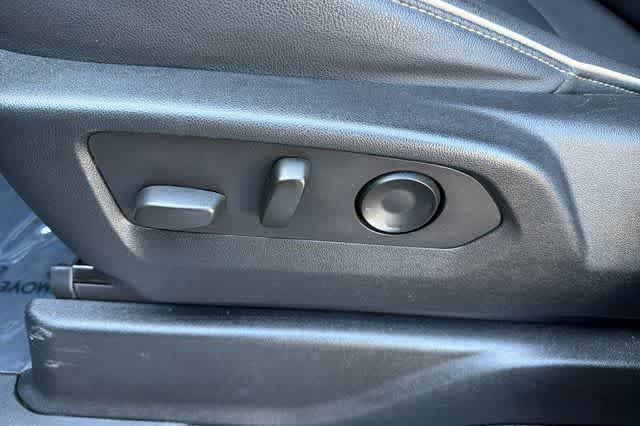 used 2021 GMC Yukon car, priced at $46,700