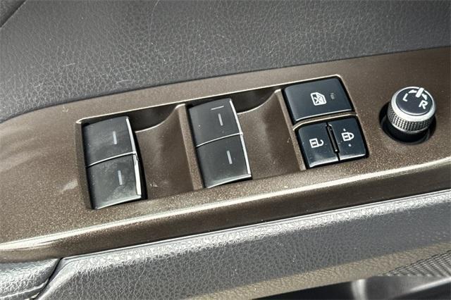 used 2021 Toyota Camry Hybrid car, priced at $28,200