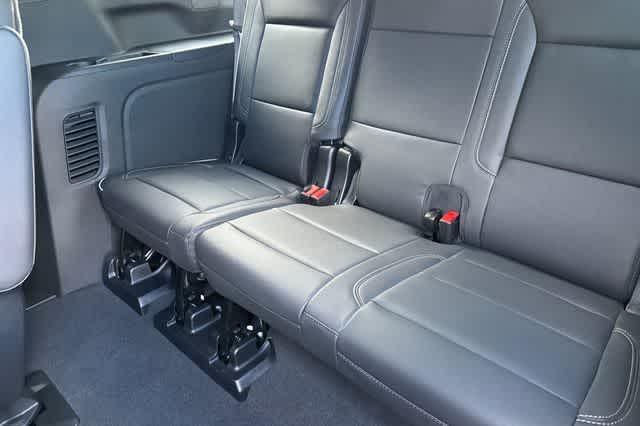 new 2025 GMC Yukon XL car, priced at $84,375