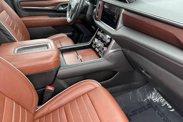 used 2024 GMC Yukon car, priced at $84,400