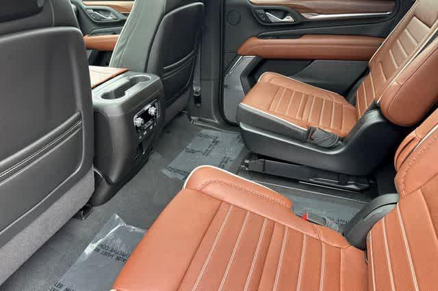 used 2024 GMC Yukon car, priced at $84,400