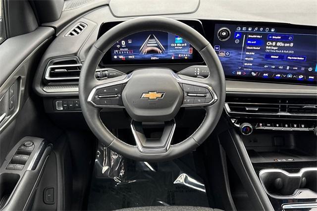 used 2024 Chevrolet Traverse car, priced at $39,900