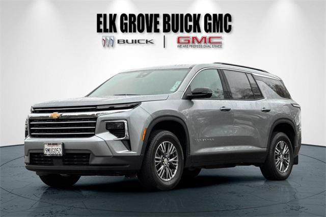 used 2024 Chevrolet Traverse car, priced at $39,900