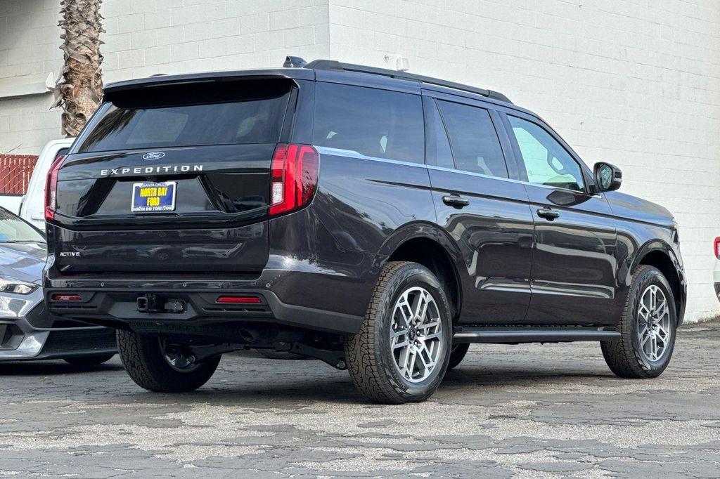 new 2026 Ford Expedition car, priced at $75,535