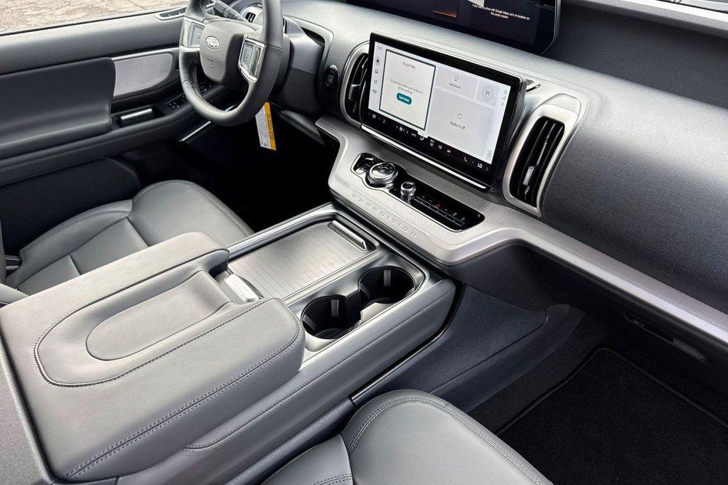 new 2026 Ford Expedition car, priced at $75,535