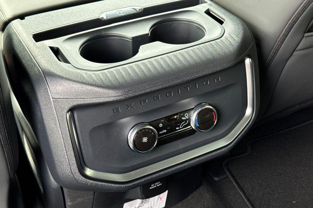 new 2026 Ford Expedition car, priced at $75,535