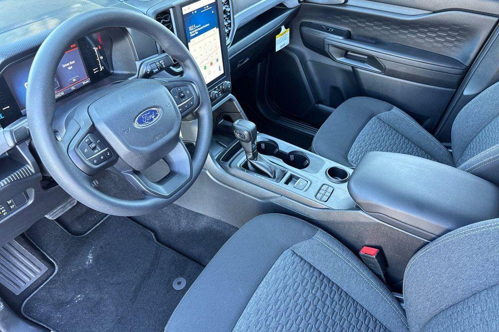 new 2025 Ford Ranger car, priced at $31,878