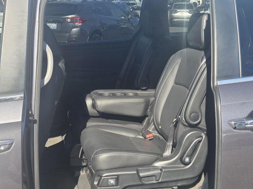 used 2024 Honda Odyssey car, priced at $38,545