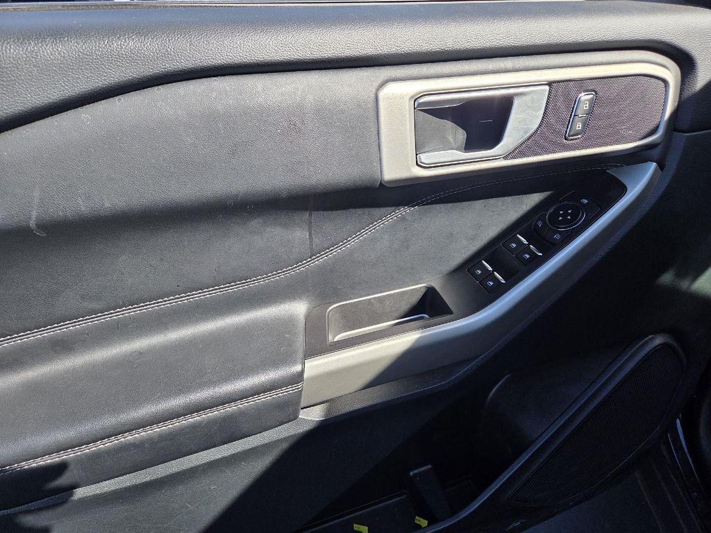 used 2023 Ford Explorer car, priced at $25,995