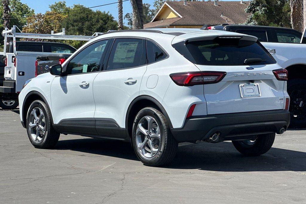 new 2025 Ford Escape car, priced at $31,520