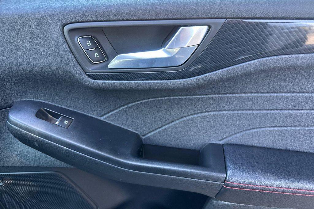 used 2025 Ford Escape car, priced at $33,074