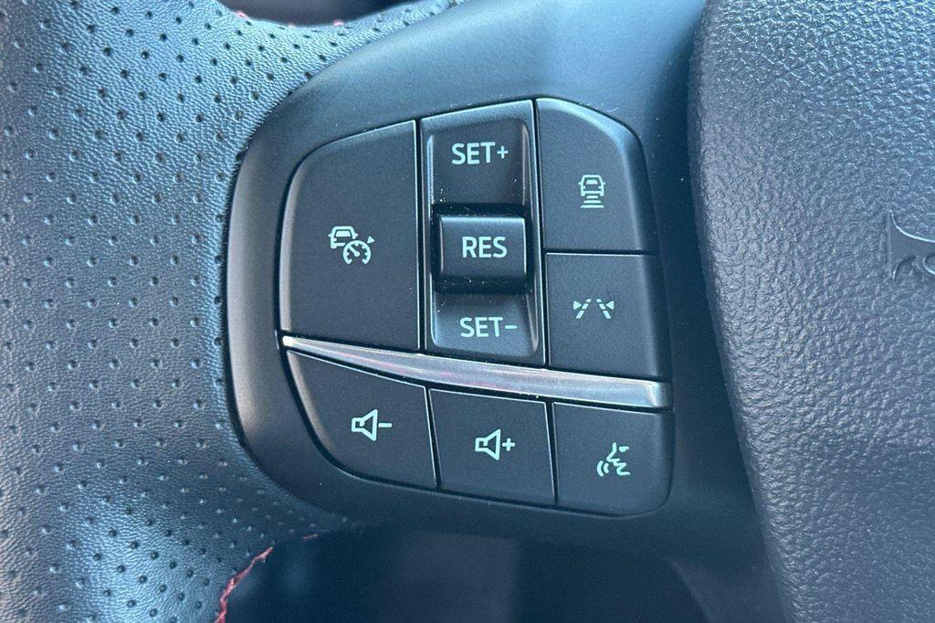 used 2025 Ford Escape car, priced at $33,500