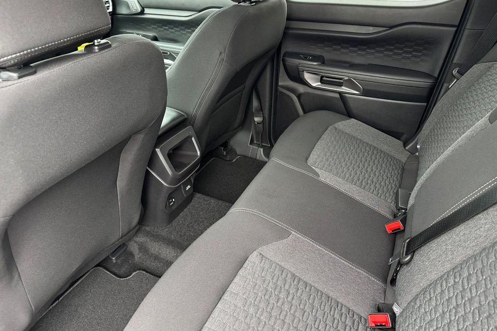 new 2025 Ford Ranger car, priced at $39,988