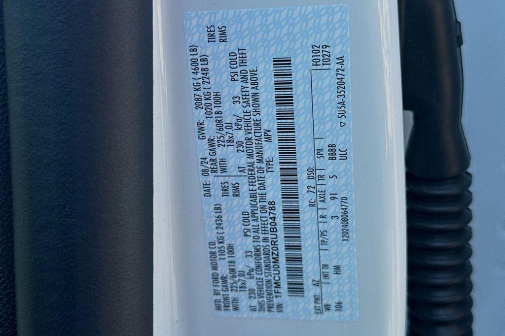 2024 Star White Metallic Tri-Coat Ford Escape