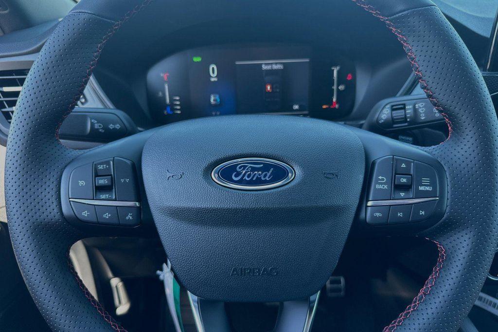 2024 Star White Metallic Tri-Coat Ford Escape