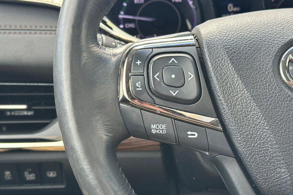 used 2013 Toyota Avalon Hybrid car, priced at $12,899