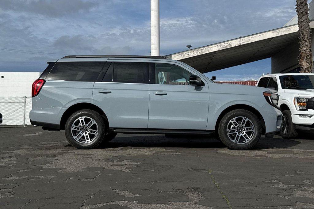 new 2026 Ford Expedition car, priced at $75,540
