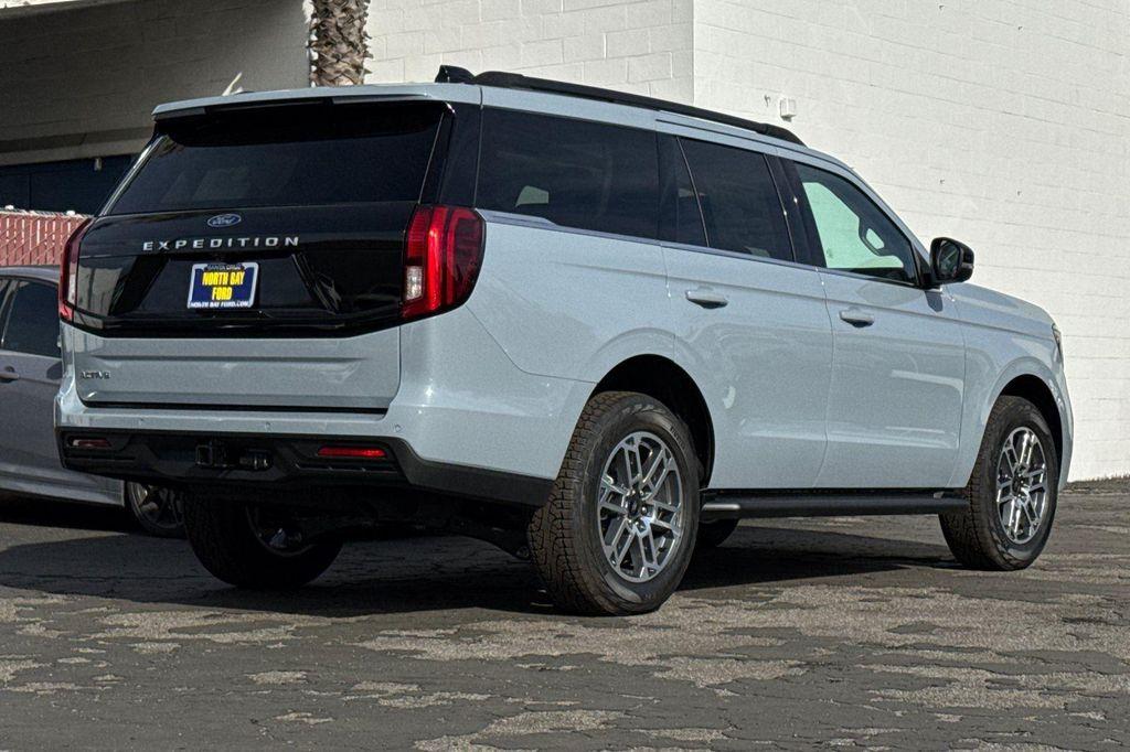 new 2026 Ford Expedition car, priced at $75,540