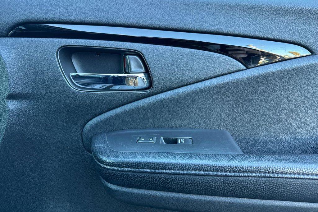 used 2018 Honda Pilot car, priced at $19,500