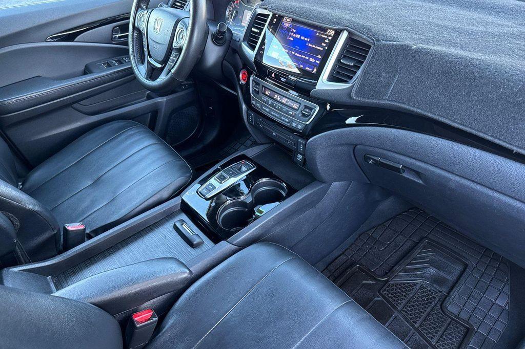 used 2018 Honda Pilot car, priced at $19,500