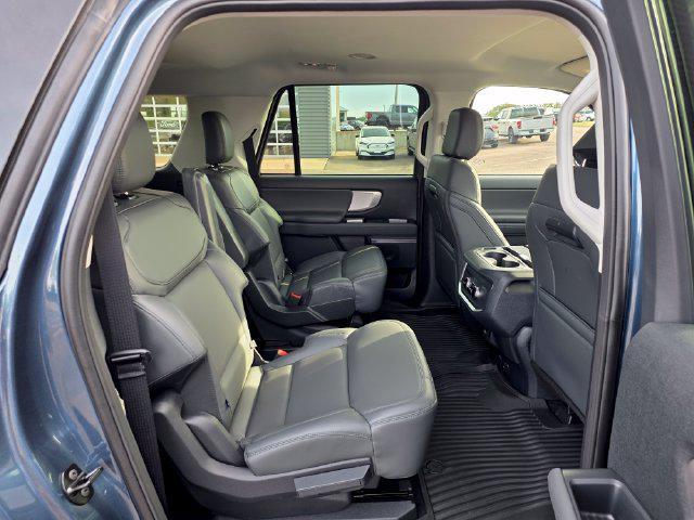 new 2027 Ford Expedition Max car, priced at $74,500