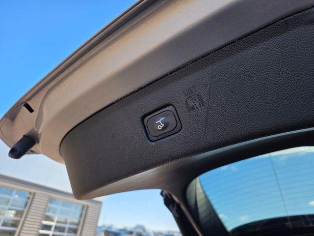 used 2023 Ford Edge car, priced at $28,900