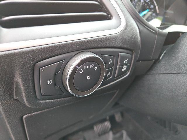 used 2022 Ford Edge car, priced at $25,400