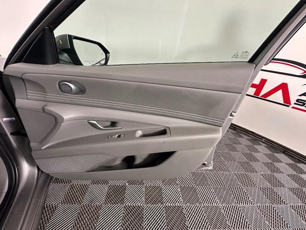 used 2023 Hyundai Elantra car