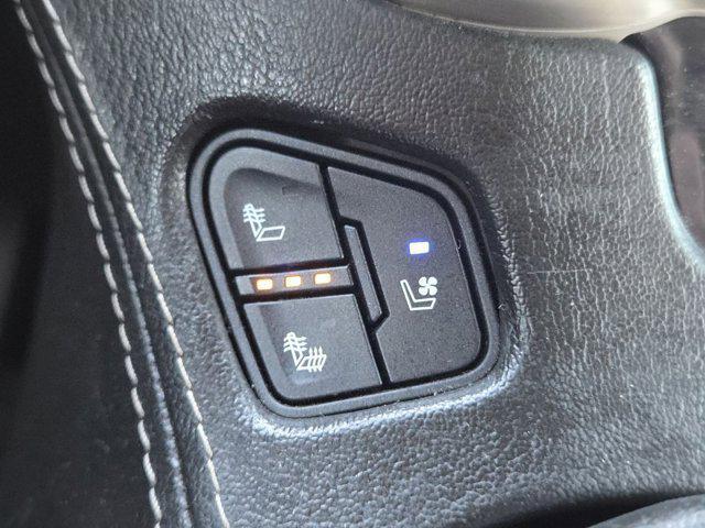 used 2019 GMC Yukon XL car, priced at $33,926