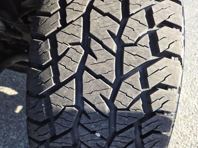 used 2015 GMC Sierra 1500 car, priced at $17,106