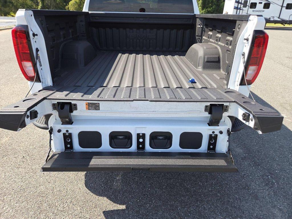 new 2026 GMC Sierra 1500 car, priced at $47,143