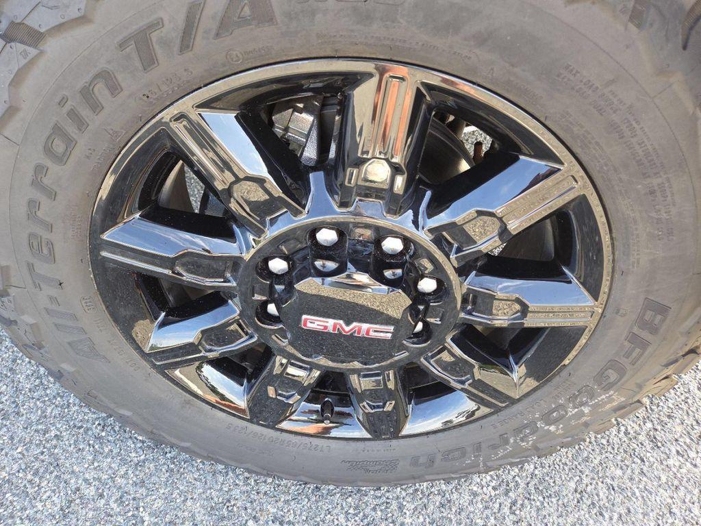 new 2026 GMC Sierra 2500 car, priced at $83,601