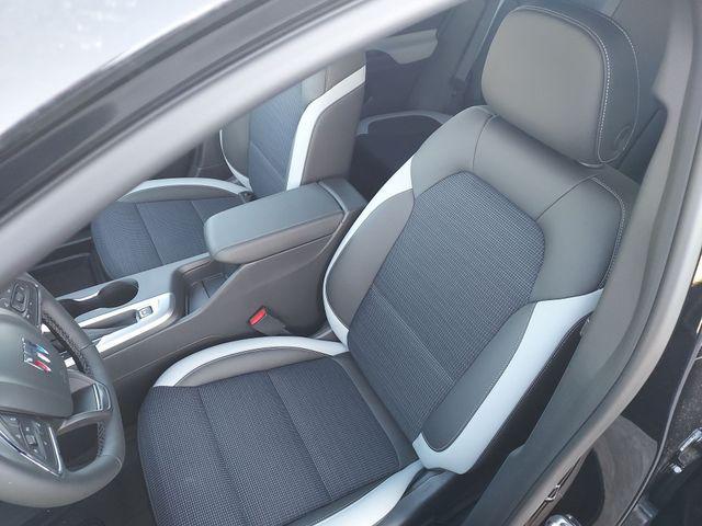 new 2025 Buick Envista car, priced at $27,050