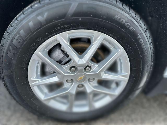 used 2022 Chevrolet Equinox car, priced at $15,591