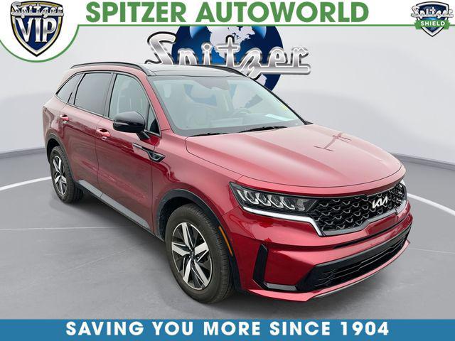 used 2023 Kia Sorento car, priced at $25,652