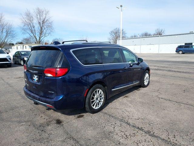 used 2017 Chrysler Pacifica car, priced at $14,834