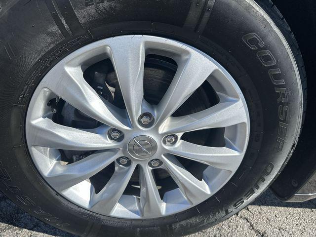 used 2018 Chrysler Pacifica car, priced at $11,328