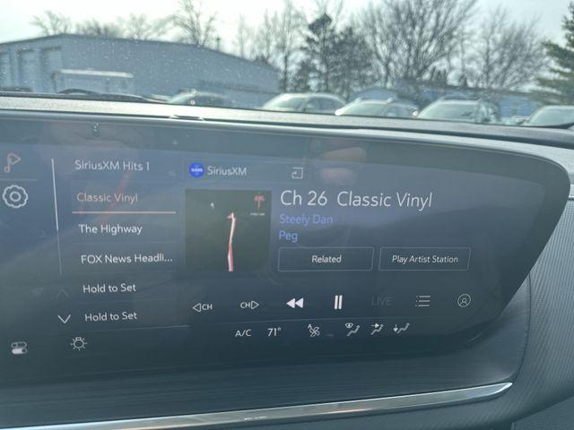 used 2025 Buick Envision car, priced at $31,957