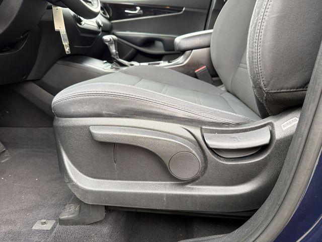 used 2019 Kia Sorento car, priced at $13,194