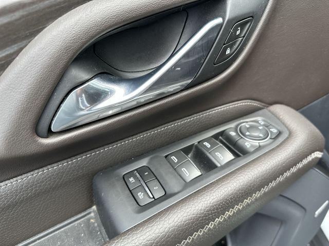 used 2021 GMC Yukon car, priced at $43,319