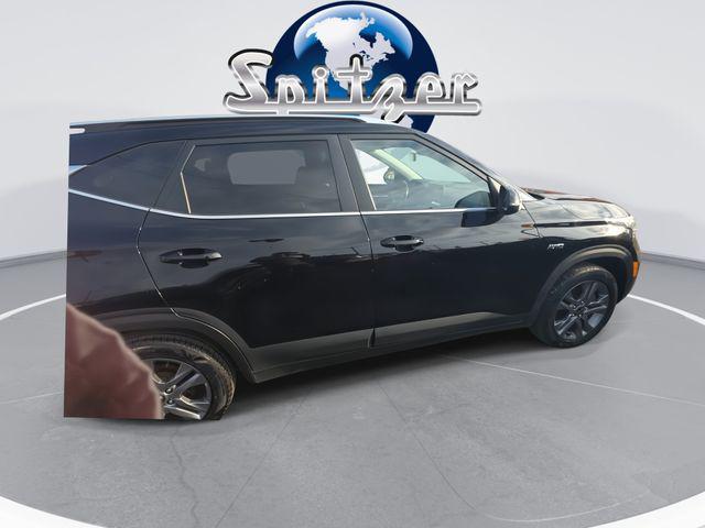 used 2021 Kia Seltos car, priced at $12,189