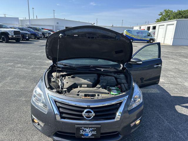 used 2013 Nissan Altima car, priced at $8,925
