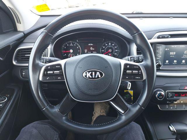 used 2019 Kia Sorento car, priced at $13,123
