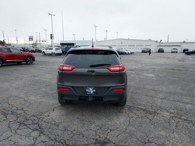 used 2018 Jeep Cherokee car, priced at $7,929